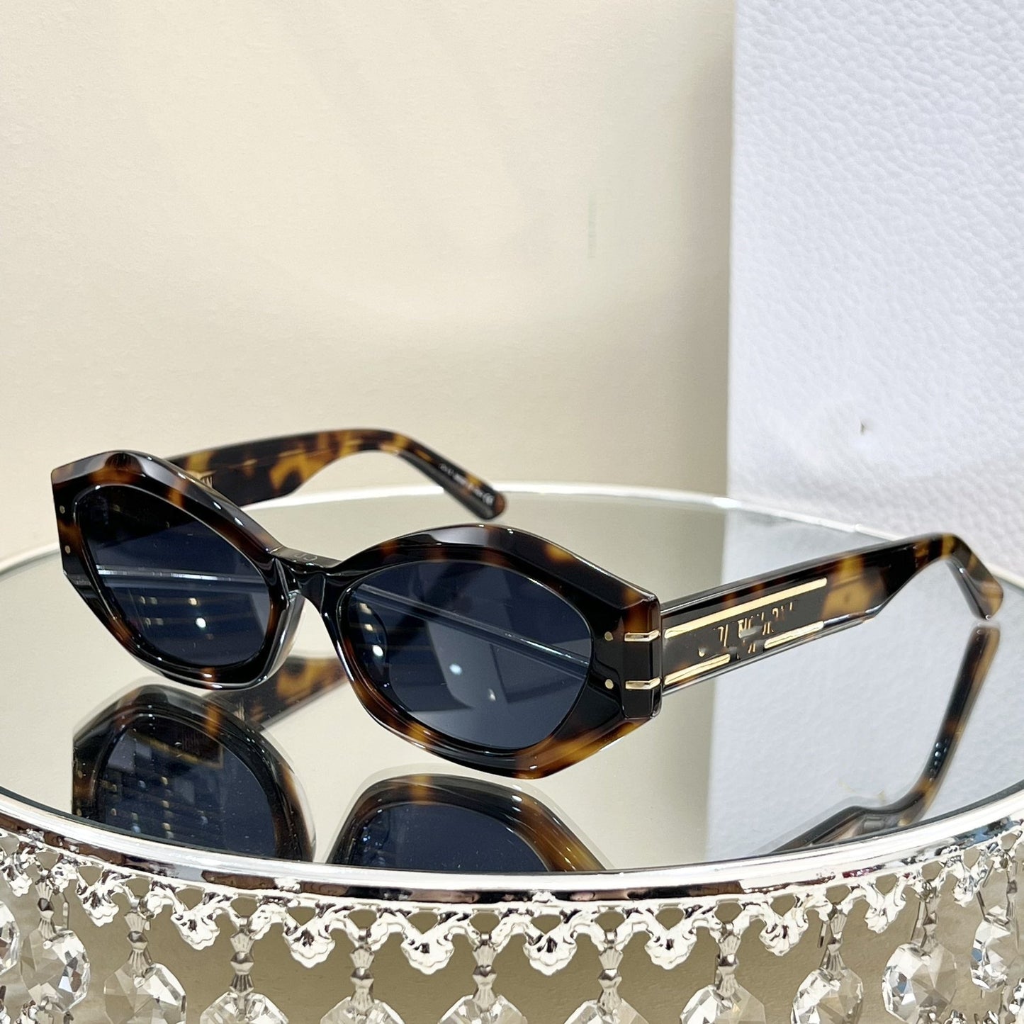 2024 Internet Celebrity Explosion D Home Retro Cat Eye Sunglasses Women's High Sense Fashion Versatile Sunglasses UV Protection B1U