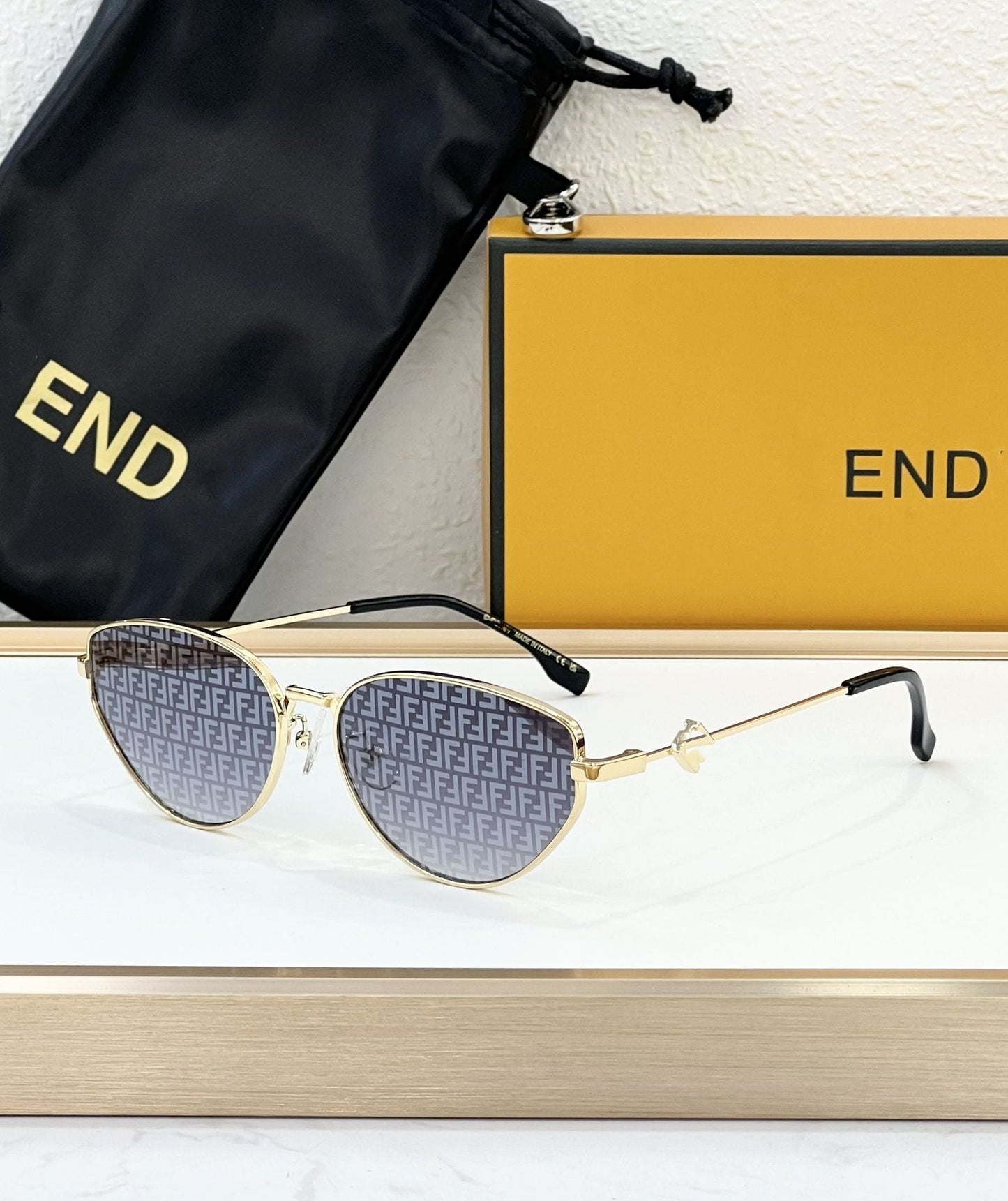 Cross-border European and American Fashion Sunglasses Women's High-end Metal Frame Glasses Big-name Sunglasses High-version UV Protection
