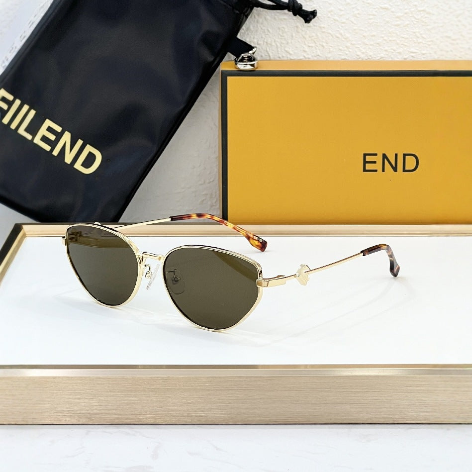 Cross-border European and American Fashion Sunglasses Women's High-end Metal Frame Glasses Big-name Sunglasses High-version UV Protection