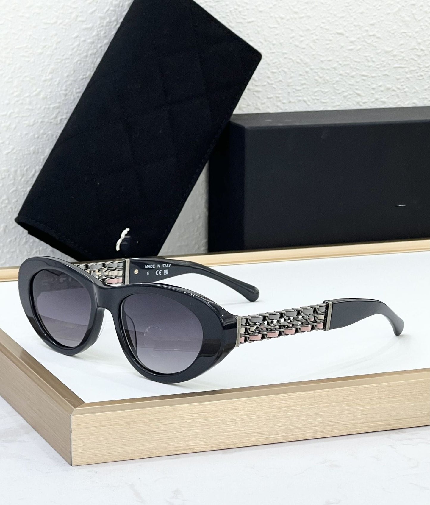 Ch5538 Cross-border Xiaoxiangfeng Sunglasses Women's High Version Fashion Personalized Plate Cat Eye Sunglasses UV Protection