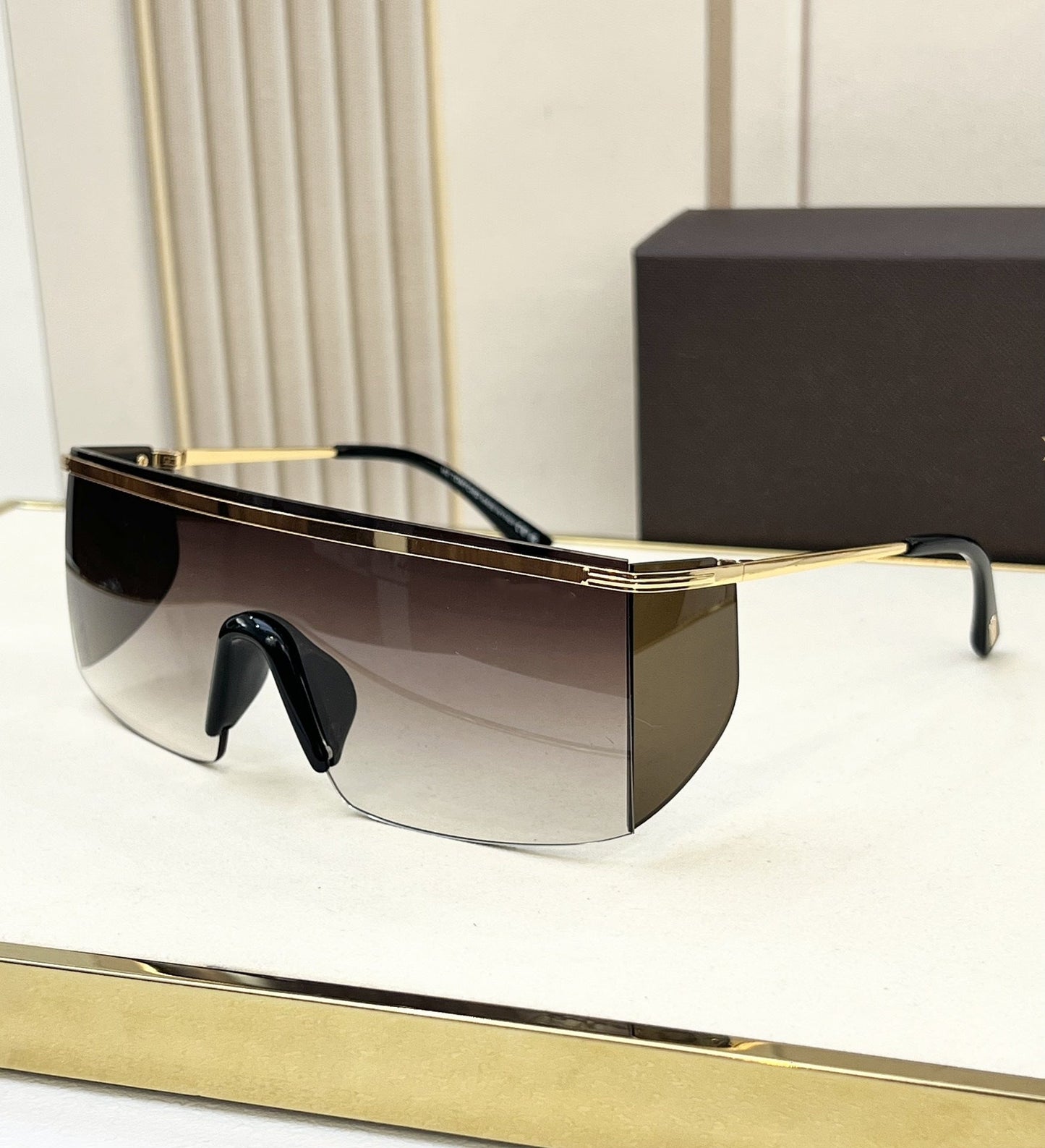 Cross-border Exclusive for Tom's Home, Popular in Europe and America, Luxury Men's and Women's Square Frame One-piece Glasses, Sunscreen, Fashion Sunglasses, Sunglasses.