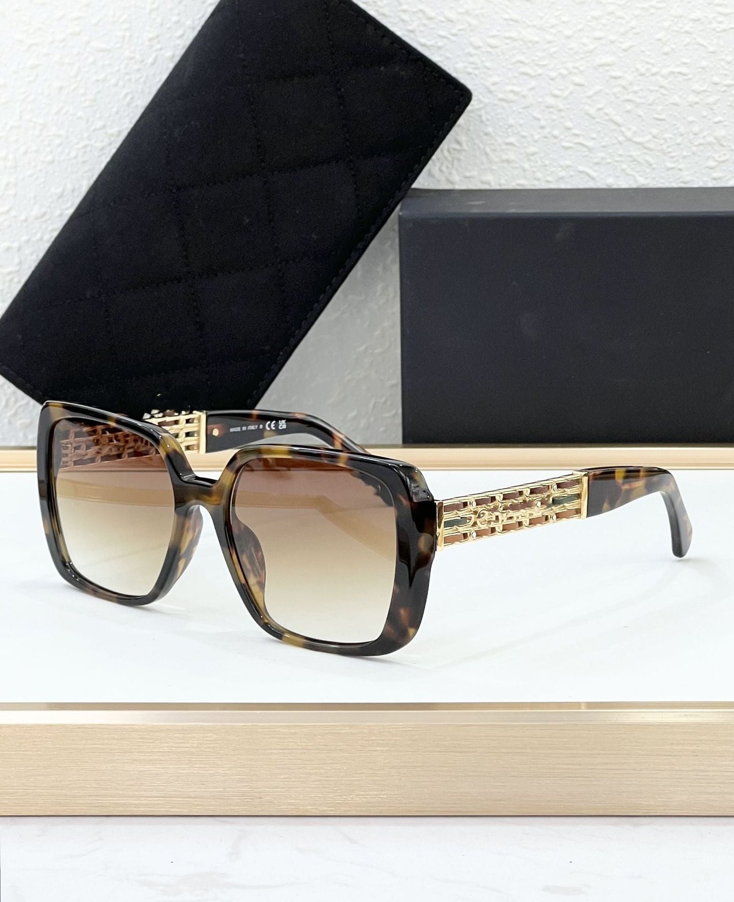 New Xiaoxiangfeng Sunglasses Women's High-end Fashion Large-frame Square Retro Wind Sunshade UV-proof Sunglasses