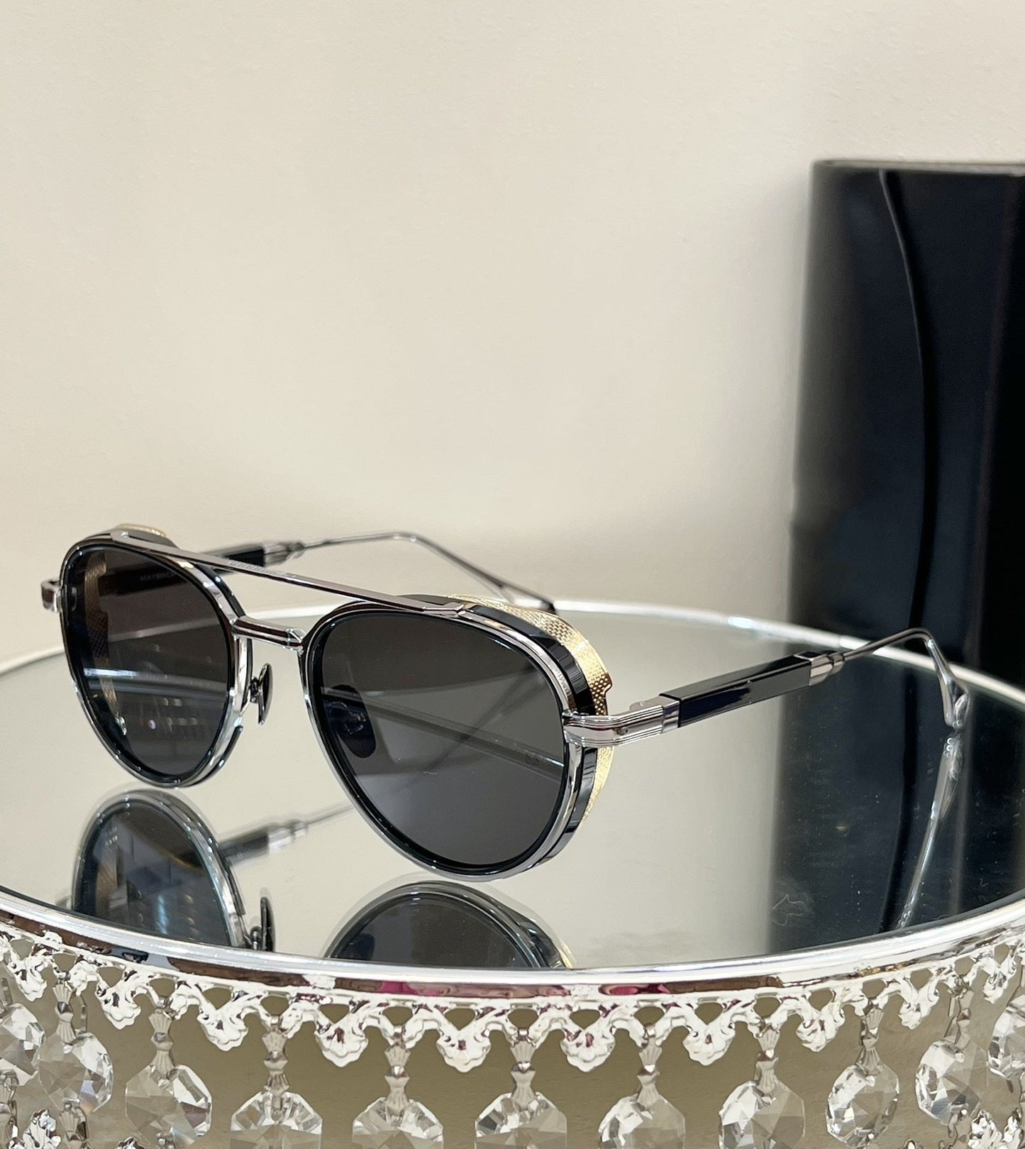 Cross-border MAY Fashion Retro Light Luxury Metal Style Sunglasses Round UV-proof Men's and Women's Sunglasses PADKYLOB