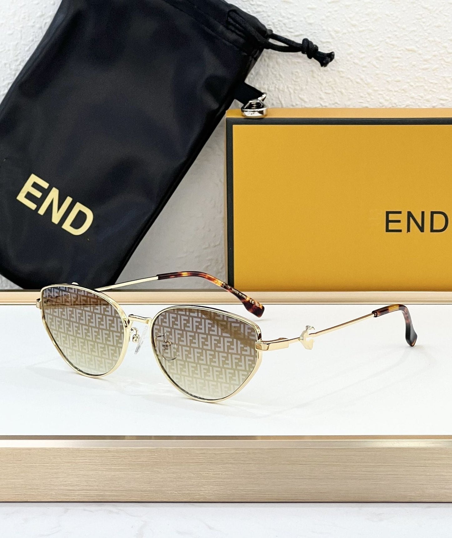 Cross-border European and American Fashion Sunglasses Women's High-end Metal Frame Glasses Big-name Sunglasses High-version UV Protection