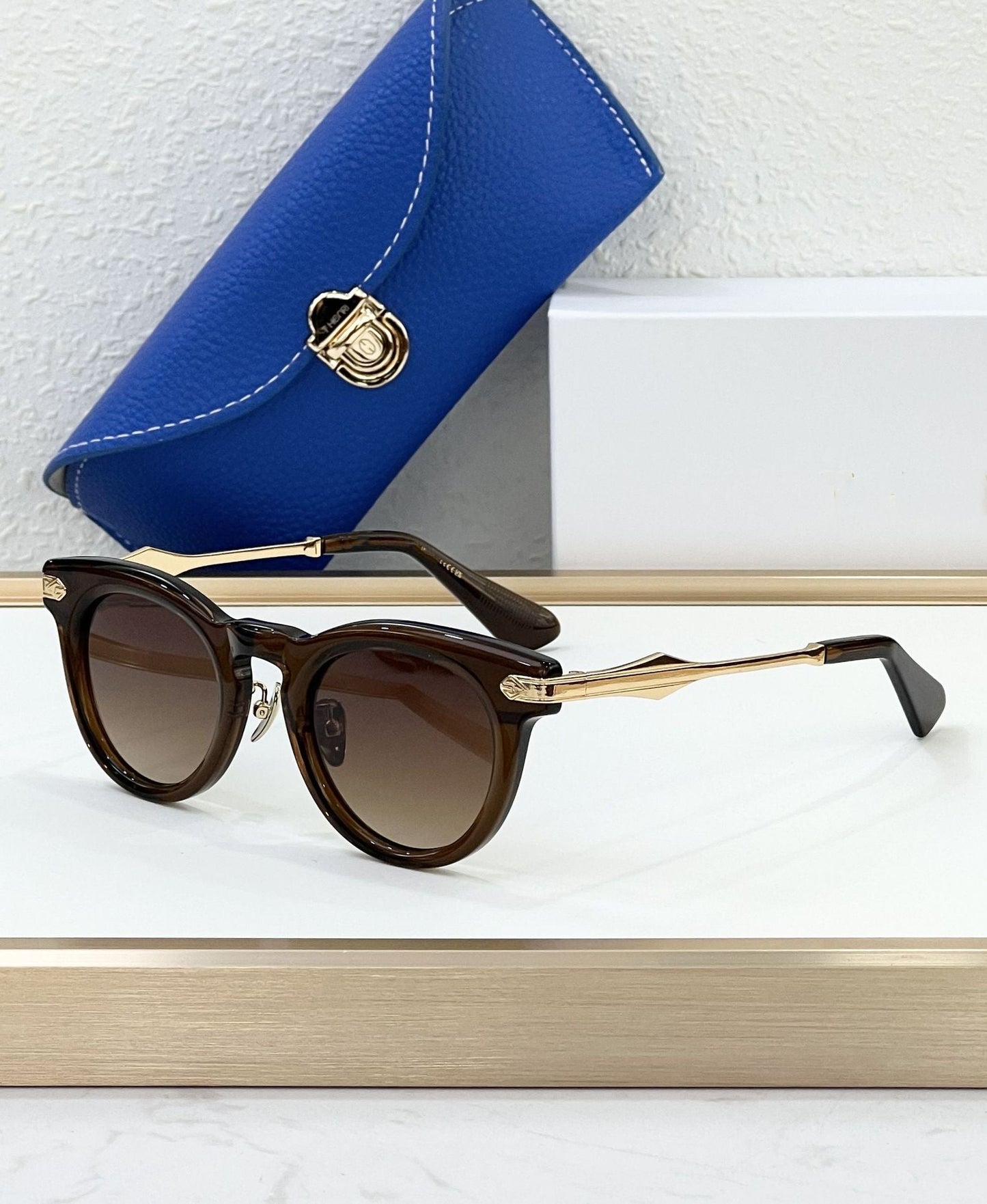 2025 New High-end Fashion Sunglasses Men's Ins Sunglasses Women's Big Face Thin Anti-ultraviolet Cross-border Europe and The United States