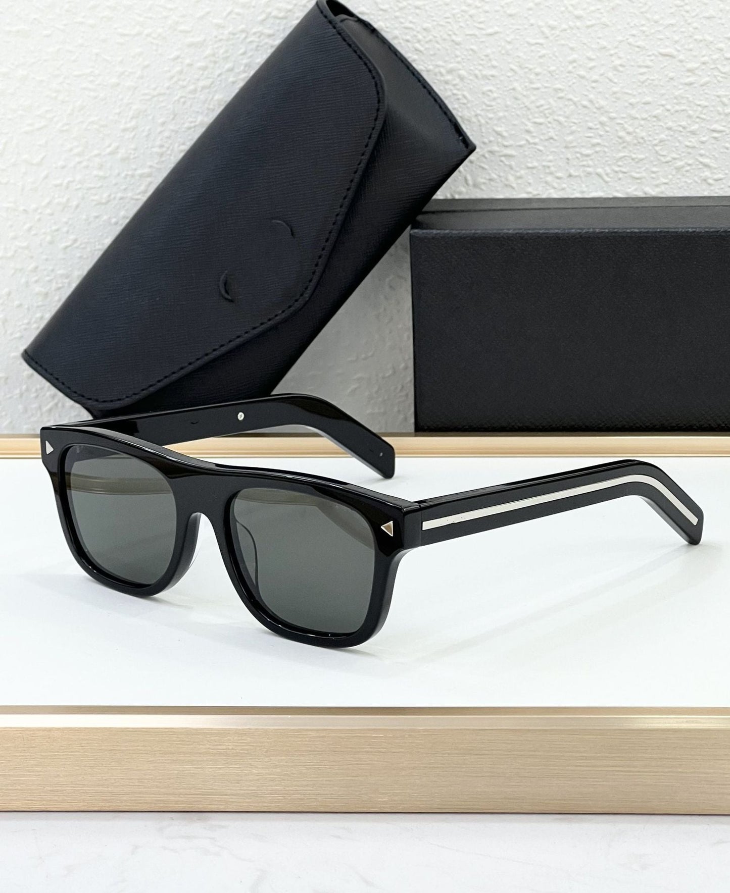2025 New P Home PR B12S Douyin Xiaohongshu Internet Celebrity Sunglasses Men's and Women's Versatile Fashion Color-changing Sunglasses