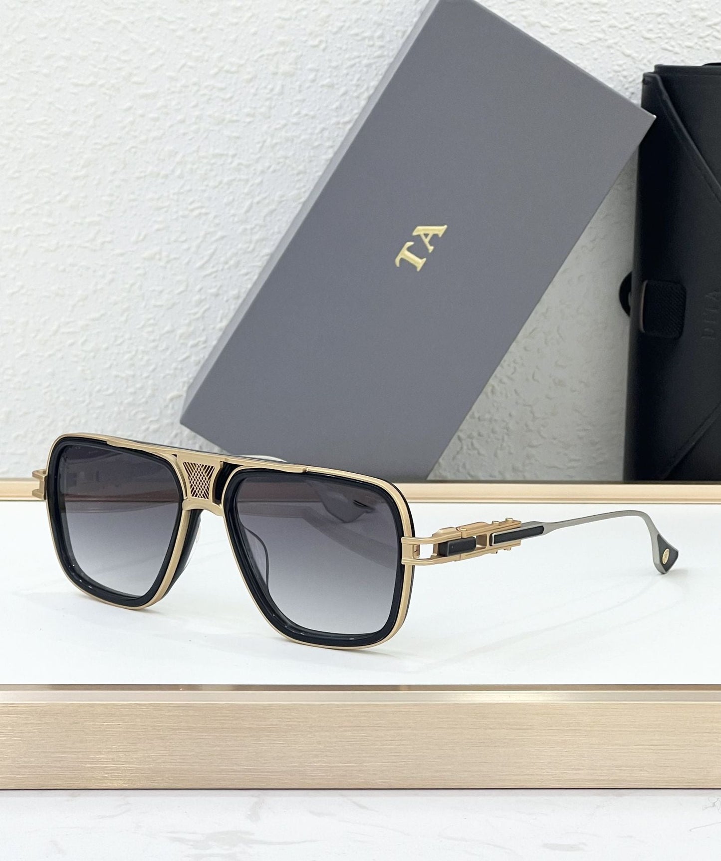 Cross-border Fashion Light Luxury Metal Toad Frame Vacation Trendy Men and Women Sunglasses Party Photo TOP Sunglasses DTS460