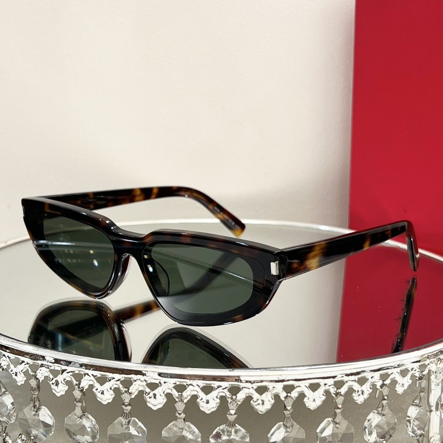 Park Caiying Same Style, High-quality Cat Eye Sunglasses Women's Cross-border Versatile Fashion Sunglasses UV Protection SL634