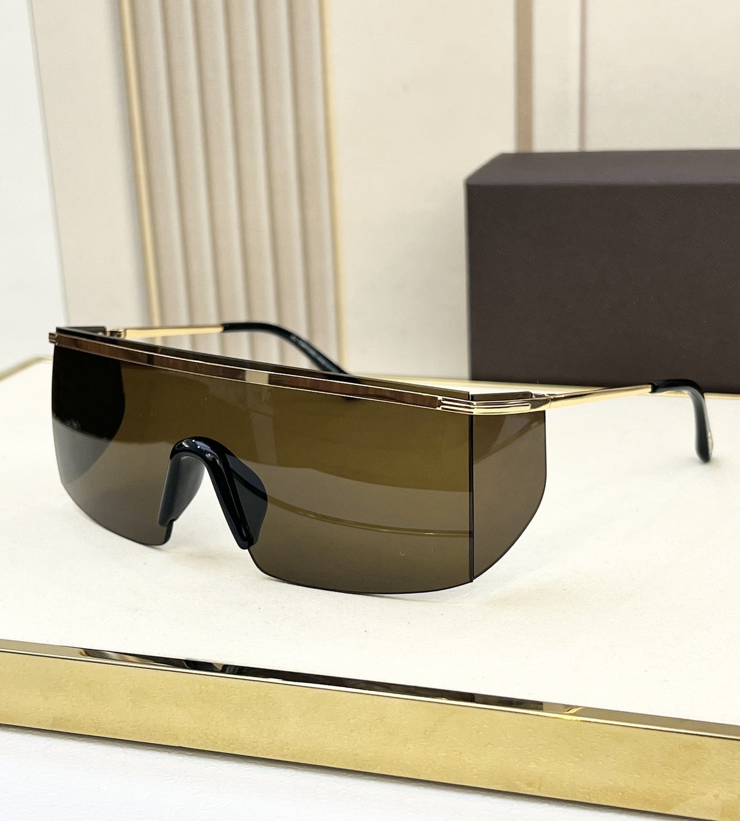 Cross-border Exclusive for Tom's Home, Popular in Europe and America, Luxury Men's and Women's Square Frame One-piece Glasses, Sunscreen, Fashion Sunglasses, Sunglasses.