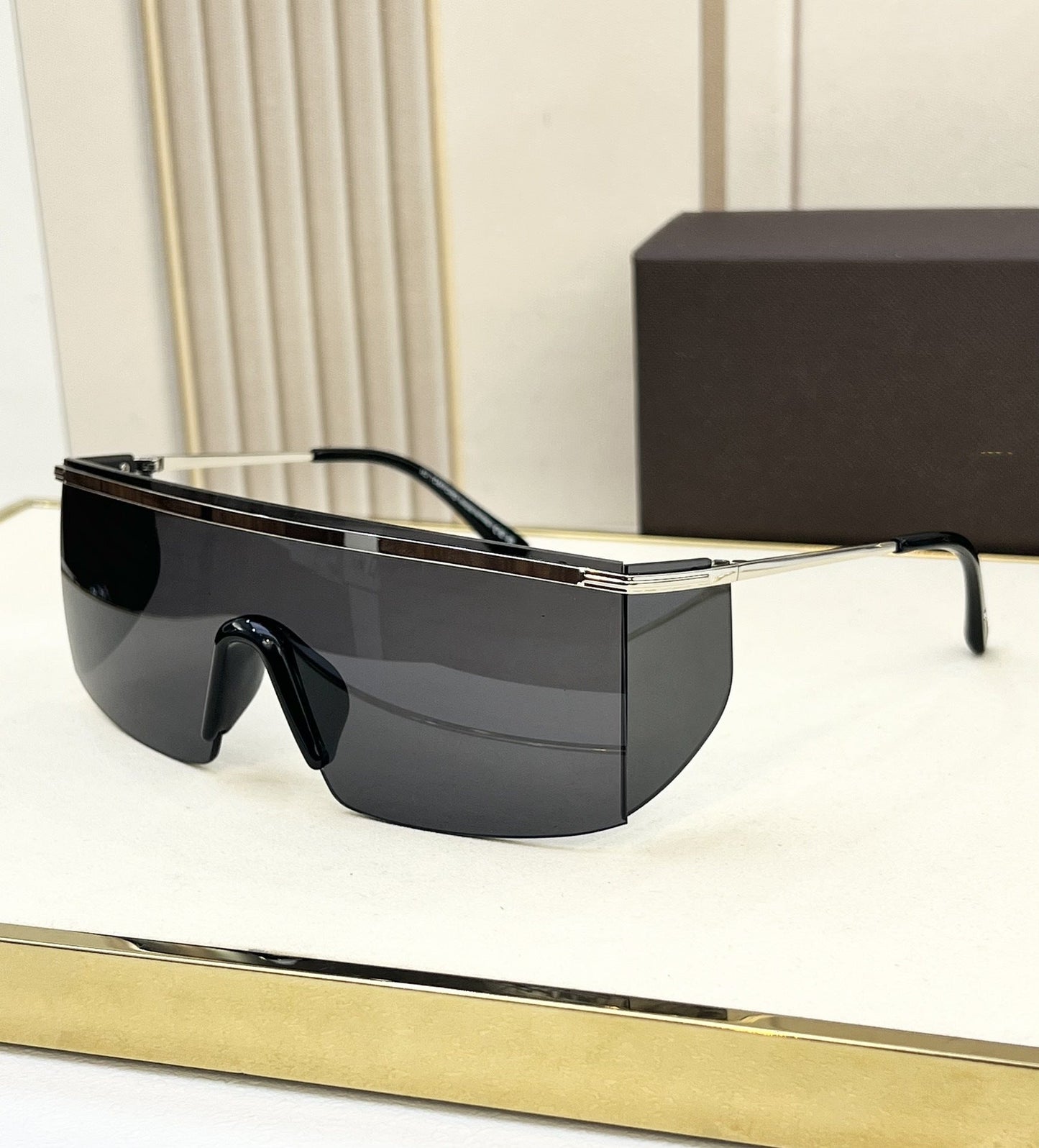 Cross-border Exclusive for Tom's Home, Popular in Europe and America, Luxury Men's and Women's Square Frame One-piece Glasses, Sunscreen, Fashion Sunglasses, Sunglasses.