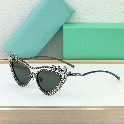 Cross-border European and American Heavy Industry Luxury Diamond-encrusted Sunglasses Women's Glasses Trendy Fashion Personalized Cat Eye Sunglasses UV Protection
