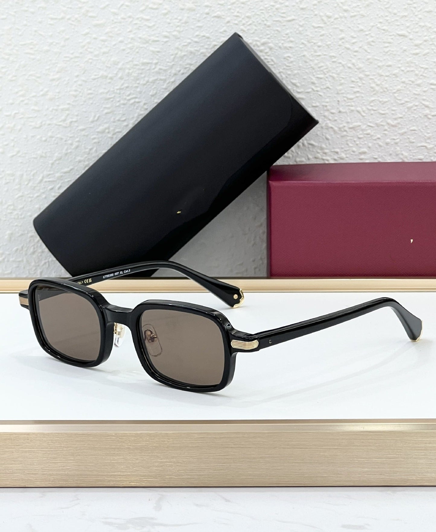 CAR New Rectangular Full Frame Simple Plate Personalized Sunglasses Men's and Women's Color-changing Sunglasses UV Protection CT0539S