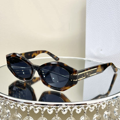 2024 Internet Celebrity Explosion D Home Retro Cat Eye Sunglasses Women's High Sense Fashion Versatile Sunglasses UV Protection B1U