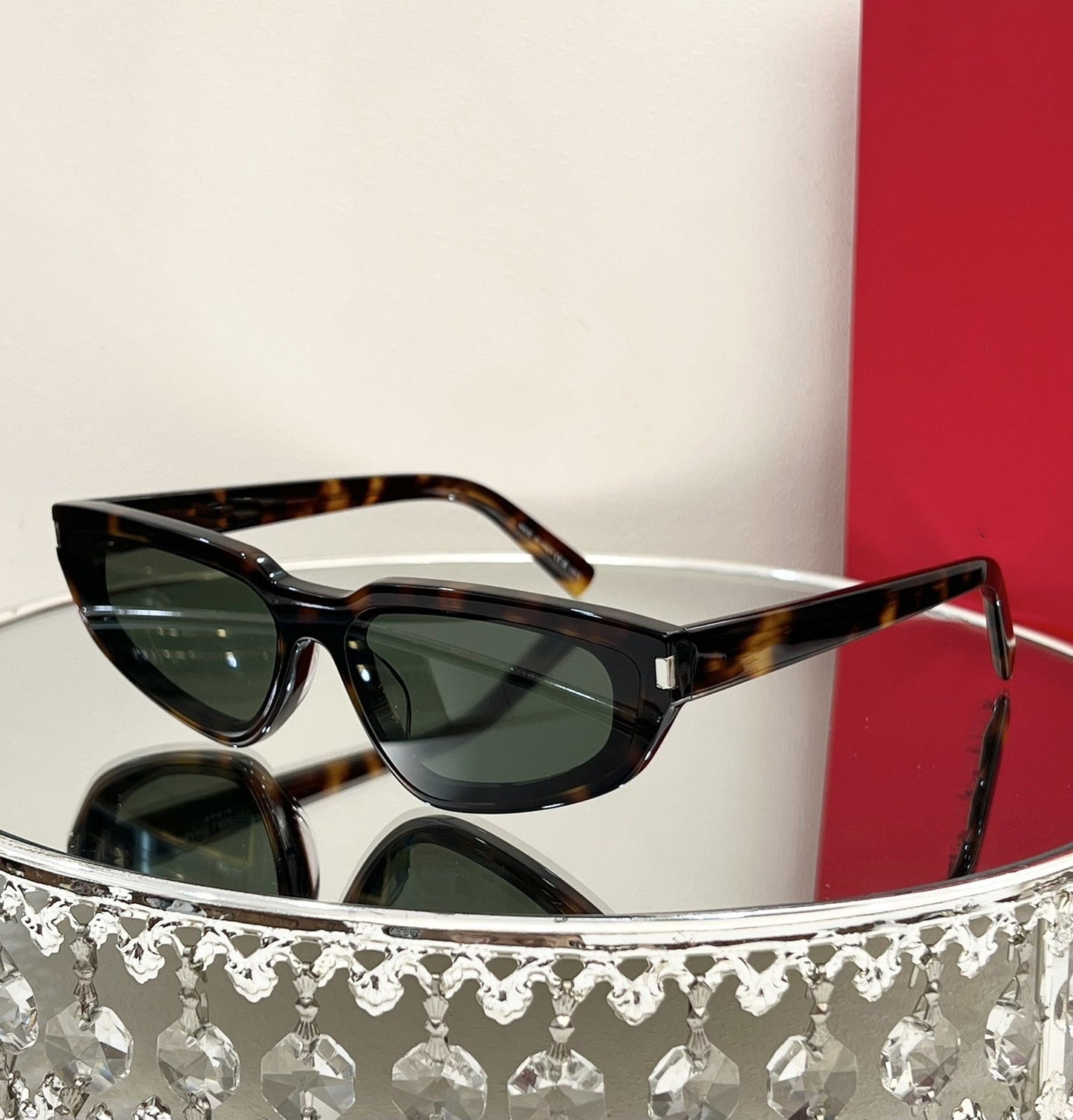 Park Caiying Same Style, High-quality Cat Eye Sunglasses Women's Cross-border Versatile Fashion Sunglasses UV Protection SL634