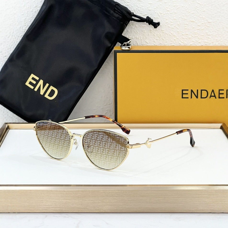 Cross-border European and American Fashion Sunglasses Women's High-end Metal Frame Glasses Big-name Sunglasses High-version UV Protection