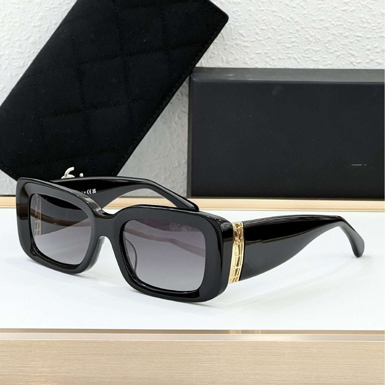 Sunglasses, High-end Plate, Round Face and Thin Sunshade Women's Fashion Sunglasses CH5534