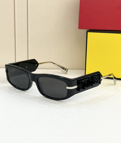 F New Sunglasses Female Big-name European and American Style Fashion Versatile Travel Sunglasses Advanced Sense FE40120I