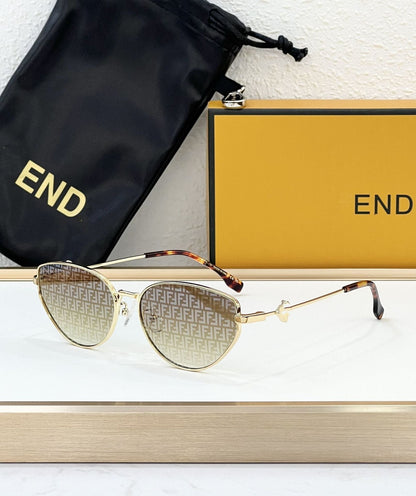 Cross-border European and American Fashion Sunglasses Women's High-end Metal Frame Glasses Big-name Sunglasses High-version UV Protection