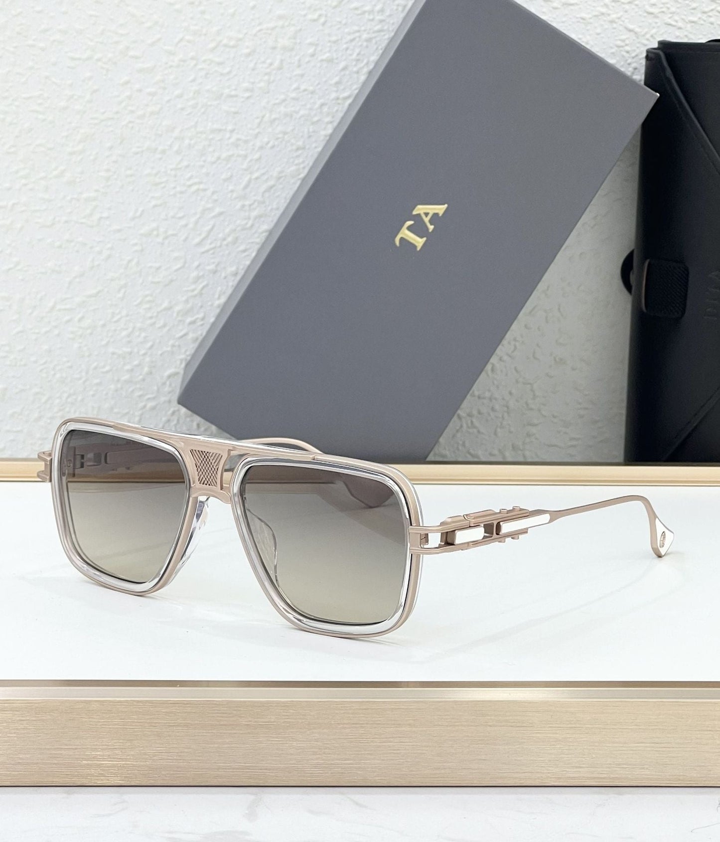 Cross-border Fashion Light Luxury Metal Toad Frame Vacation Trendy Men and Women Sunglasses Party Photo TOP Sunglasses DTS460