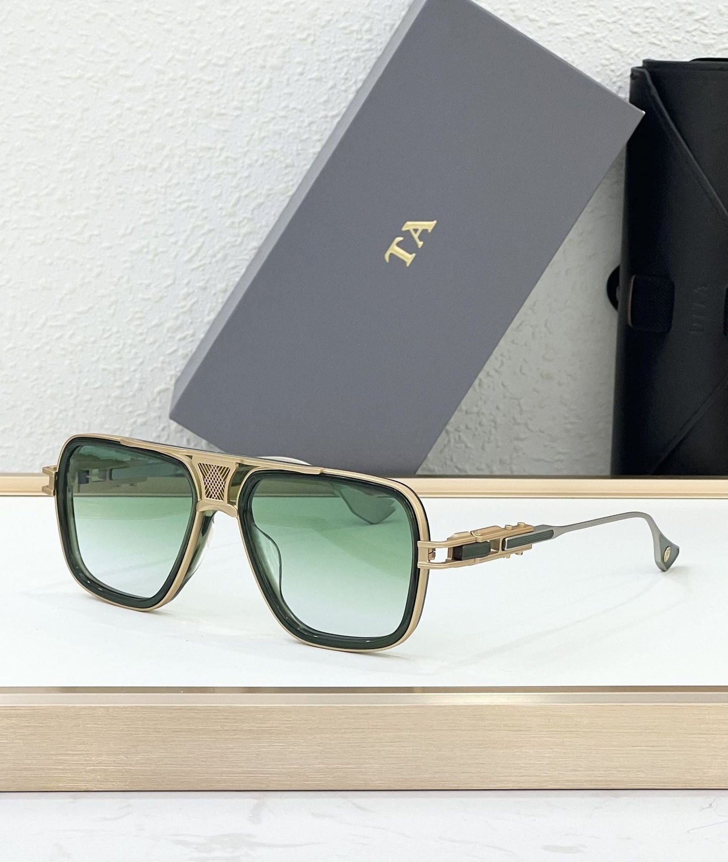 Cross-border Fashion Light Luxury Metal Toad Frame Vacation Trendy Men and Women Sunglasses Party Photo TOP Sunglasses DTS460